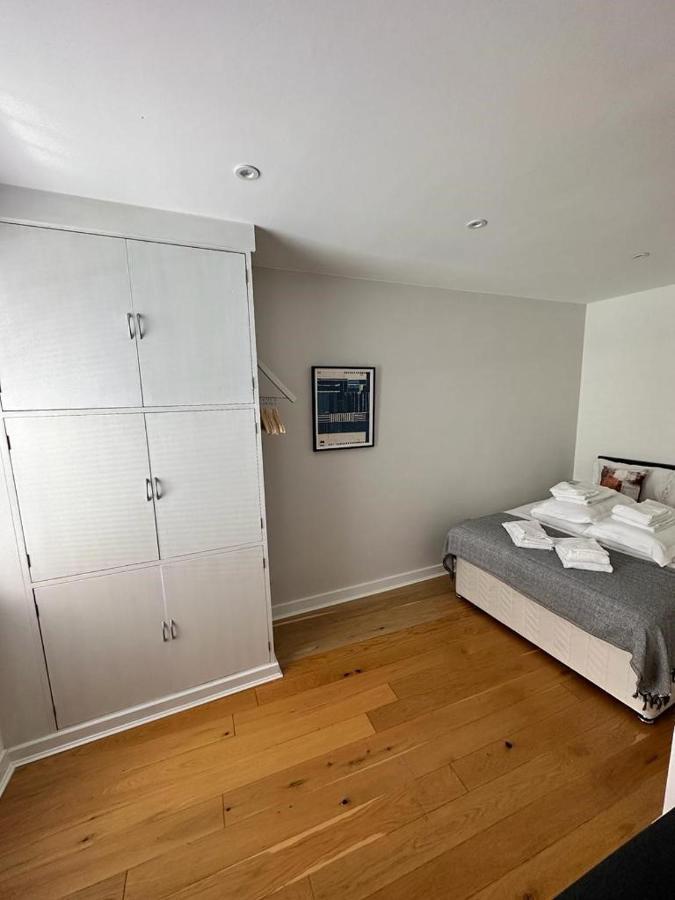 לונדון 2B Soho Studios By Indigo Flats Sleeps 4 מראה חיצוני תמונה